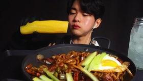 甜水面酱小哥哥视频爆料,网红美食背后的制作秘籍
