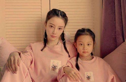 甜馨爆料妈妈视频播放,揭秘温馨家庭生活瞬间