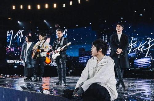 五月天被爆料假唱视频,现场表演引争议