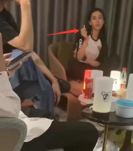 圈内大爆料最新杨颖视频,圈内大爆料揭秘幕后真相