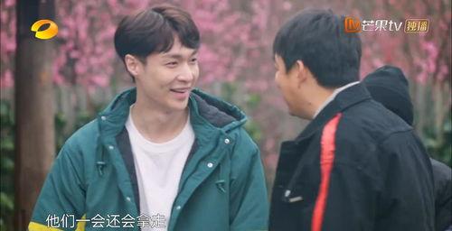 网友爆料张艺兴杨紫视频,甜蜜程度爆表！