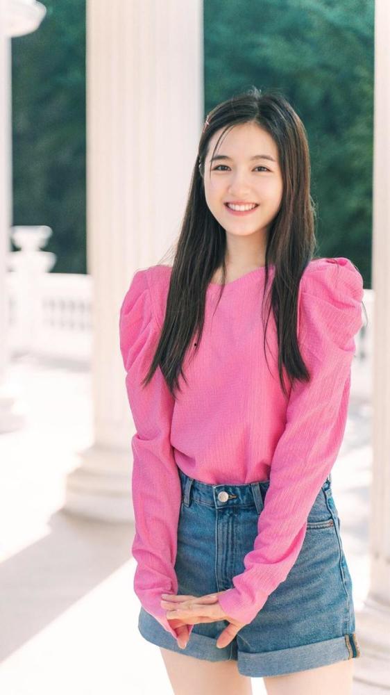 娱乐圈大爆料谭松韵,揭秘明星背后的故事